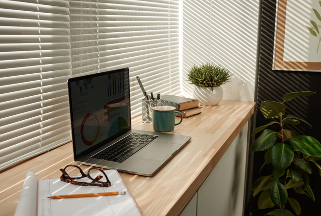 Faux Wood Blinds vs Real Wood Blinds: Which Is Better for Your Home?